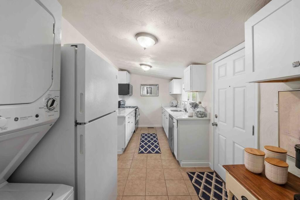 Beach Bungalow - 1 Block To Beach - Pets Welcome! Norfolk Exteriér fotografie