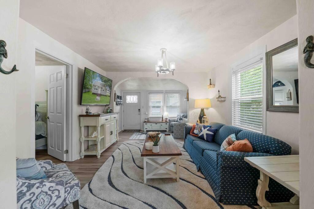 Beach Bungalow - 1 Block To Beach - Pets Welcome! Norfolk Exteriér fotografie