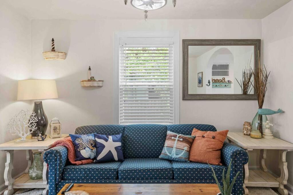 Beach Bungalow - 1 Block To Beach - Pets Welcome! Norfolk Exteriér fotografie